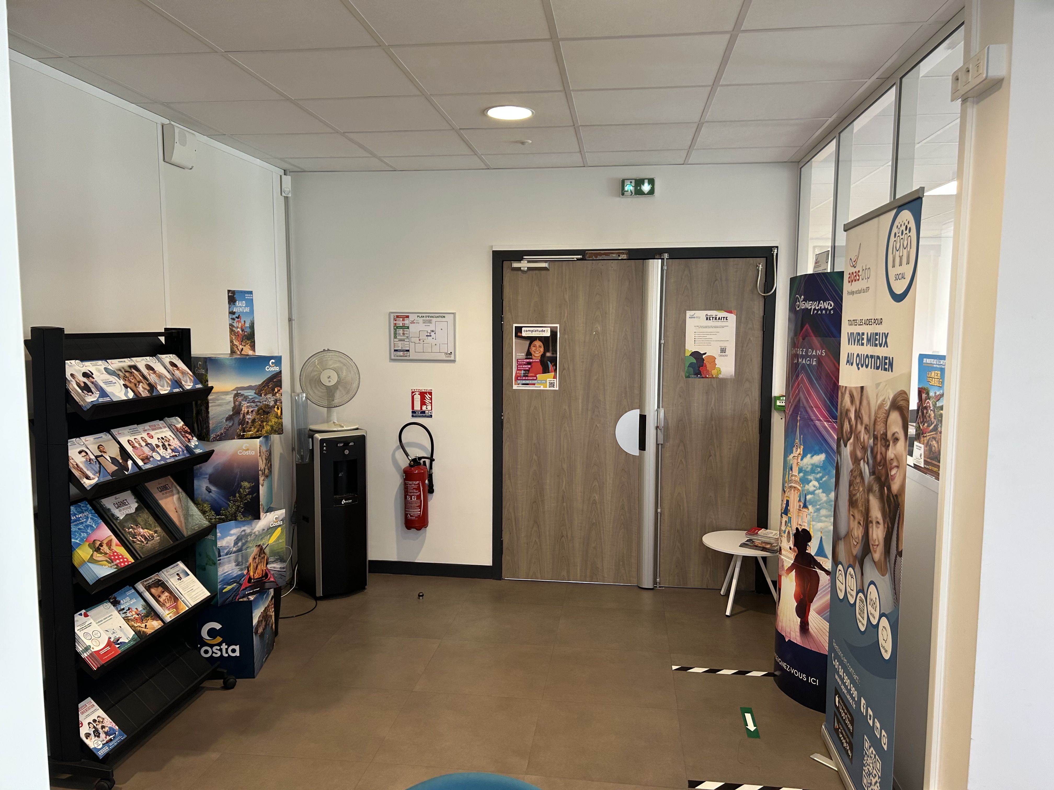 Intérieur du point de contact APAS-BTP Nanterre