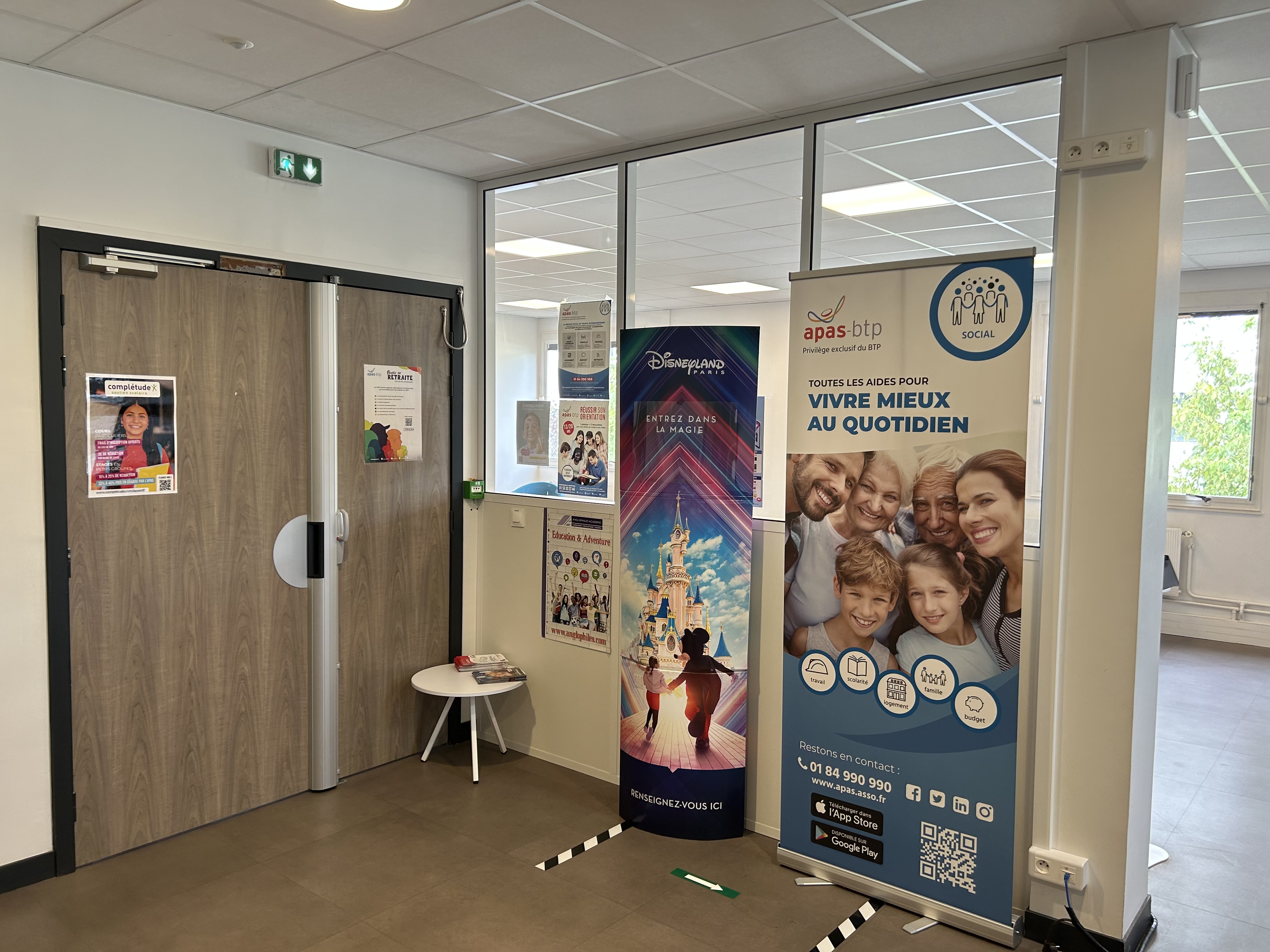 Intérieur du point de contact APAS-BTP Nanterre
